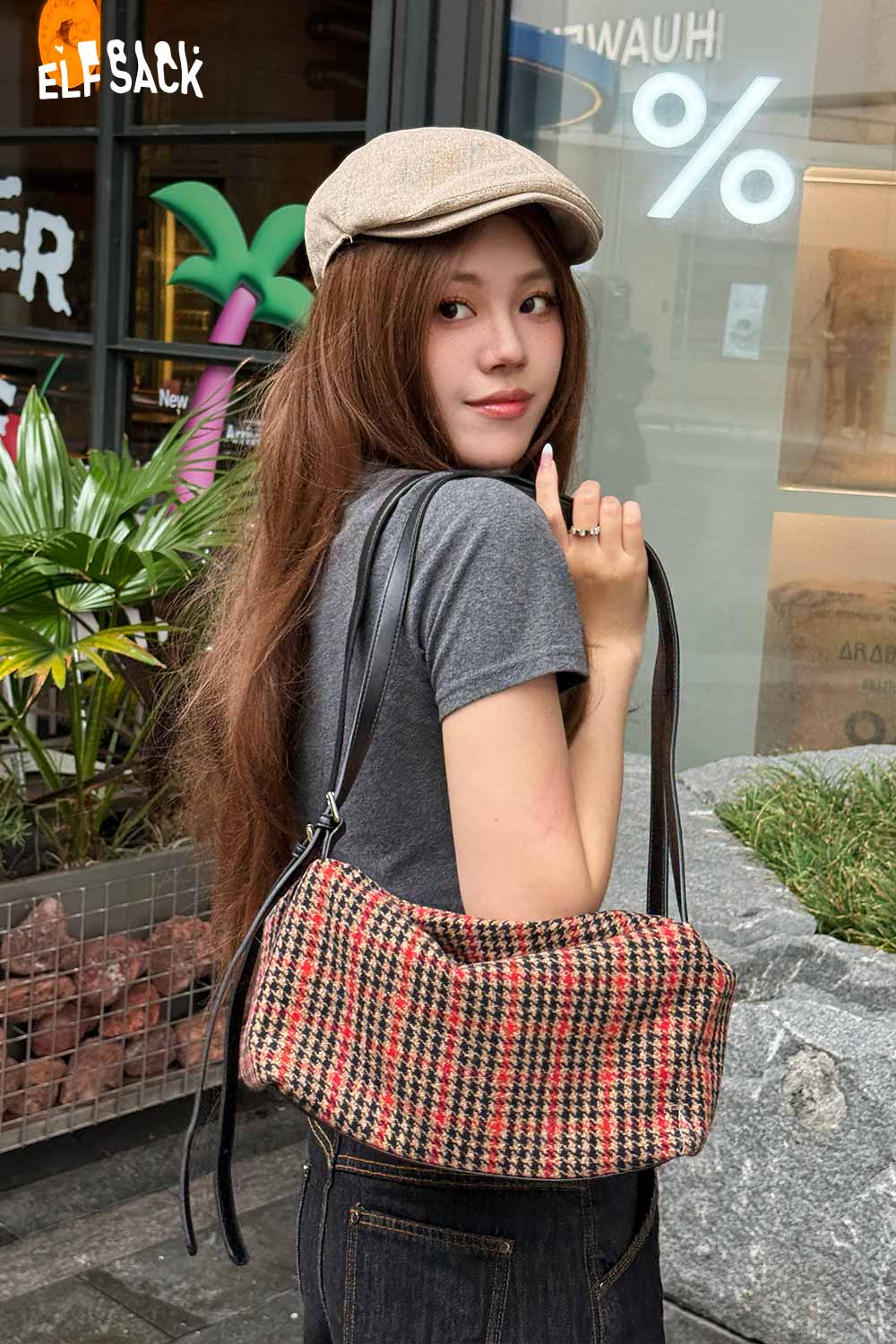 ELFSACK women's single strap shoulder bag in a stylish plaid design, perfect for casual outings.