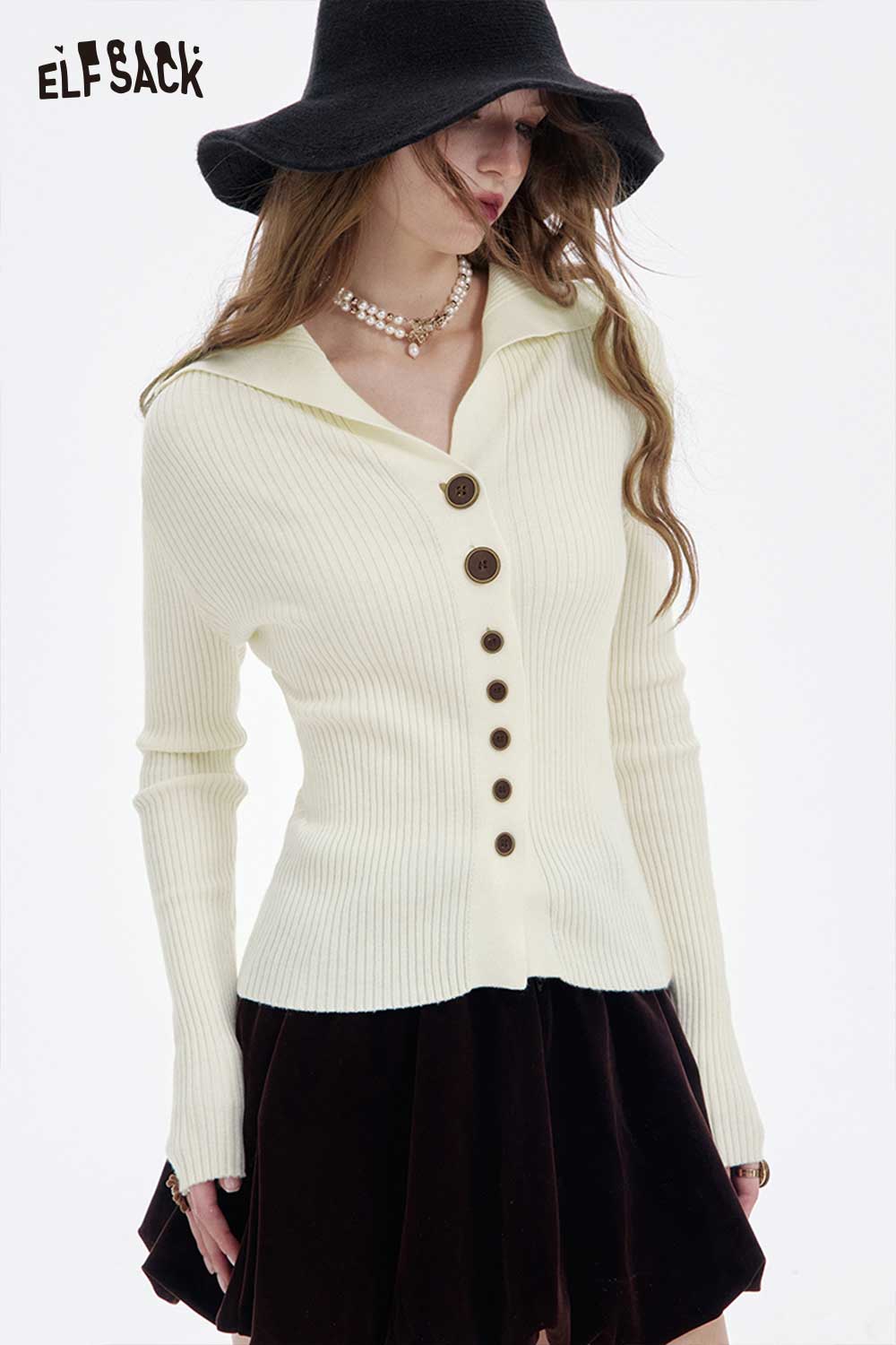 ELFSACK women's slim fit v neck knitwear in cream with buttons and a stylish collar