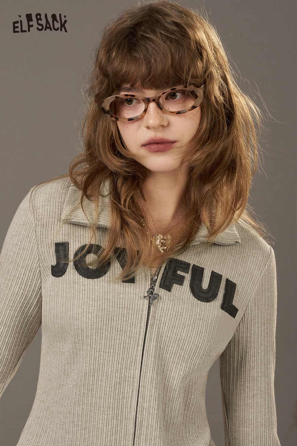 ELFSACK women's slimming zip up shirt in light gray with 'JOYFUL' graphic and stylish collar design
