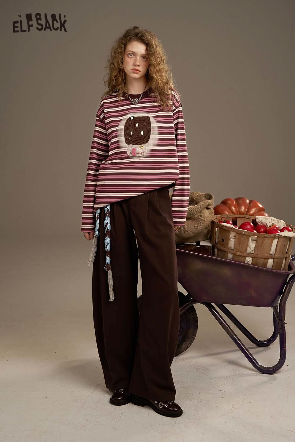 ELFSACK women's soft yarn sweatshirt with striped design and playful graphic for casual wear