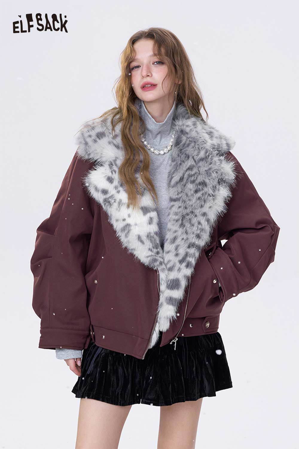 ELFSACK women's spotted plush collar coat in brown with a stylish gray fur collar for winter fashion