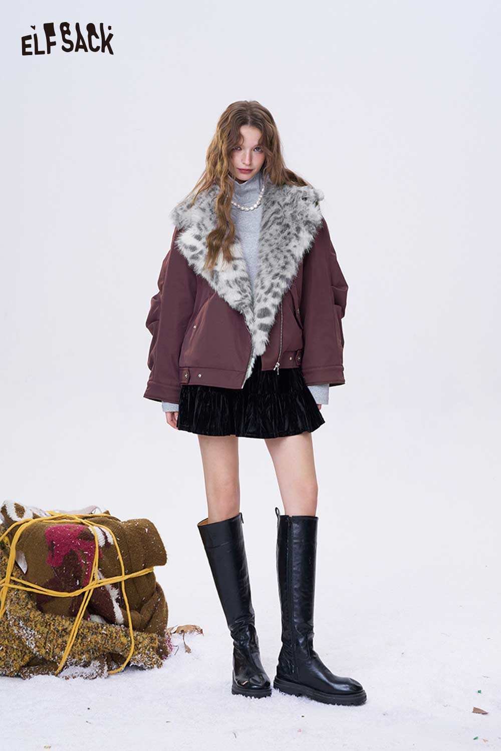 ELFSACK women's spotted plush collar coat in burgundy with stylish fur collar for a chic winter look