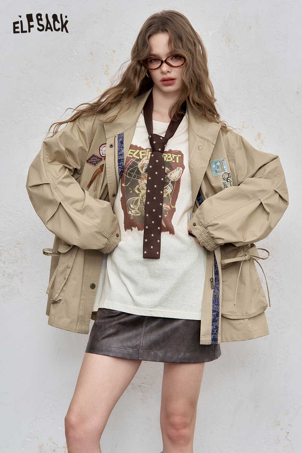 ELFSACK women's star print cotton tee styled with a beige jacket for a trendy outfit