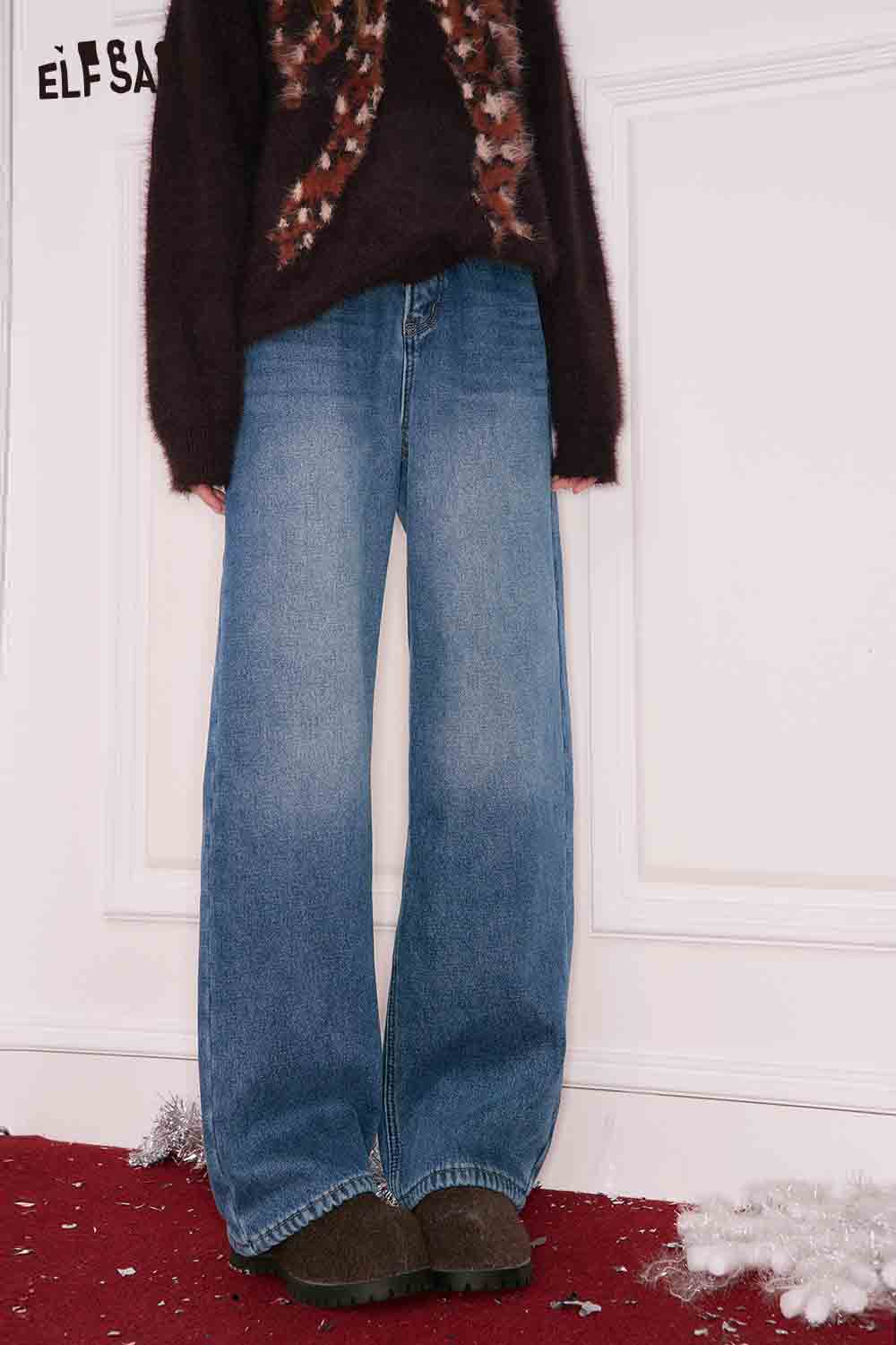 ELFSACK women's straight loose floor length jeans in light blue denim for a relaxed, trendy look