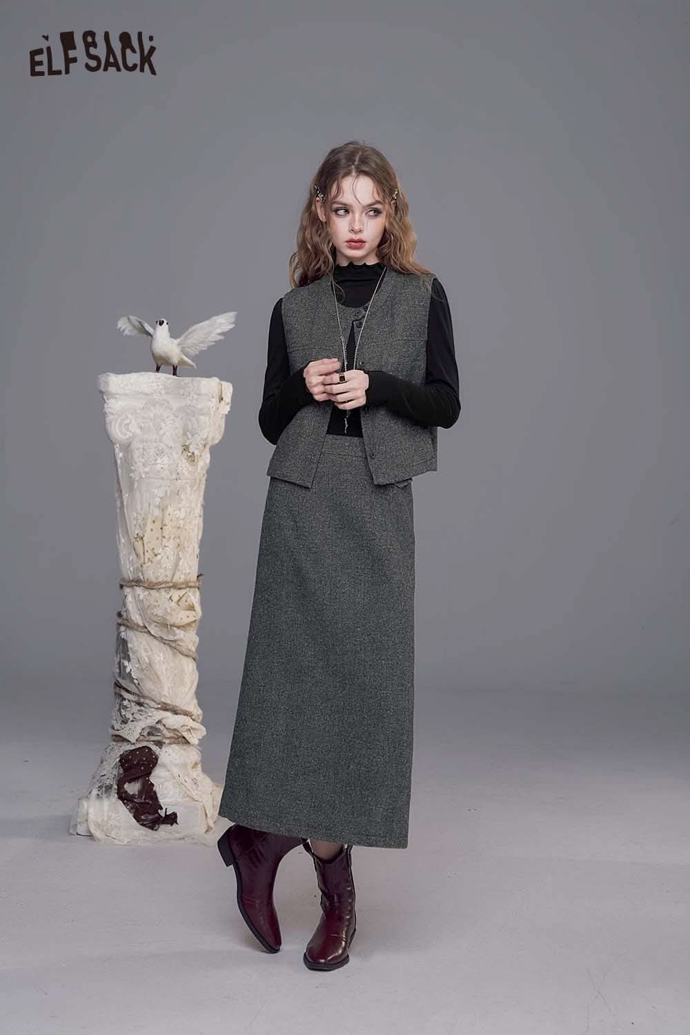 Stylish ELFSACK women's tweed skirt set featuring a long skirt and a matching vest in gray