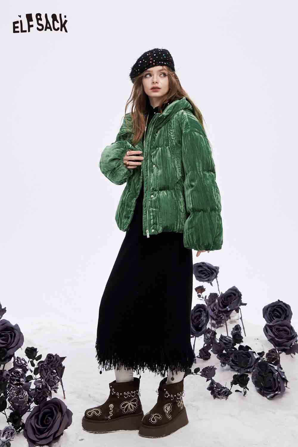 ELFSACK women's velvet puffer coat in green with a stylish design, perfect for winter fashion.