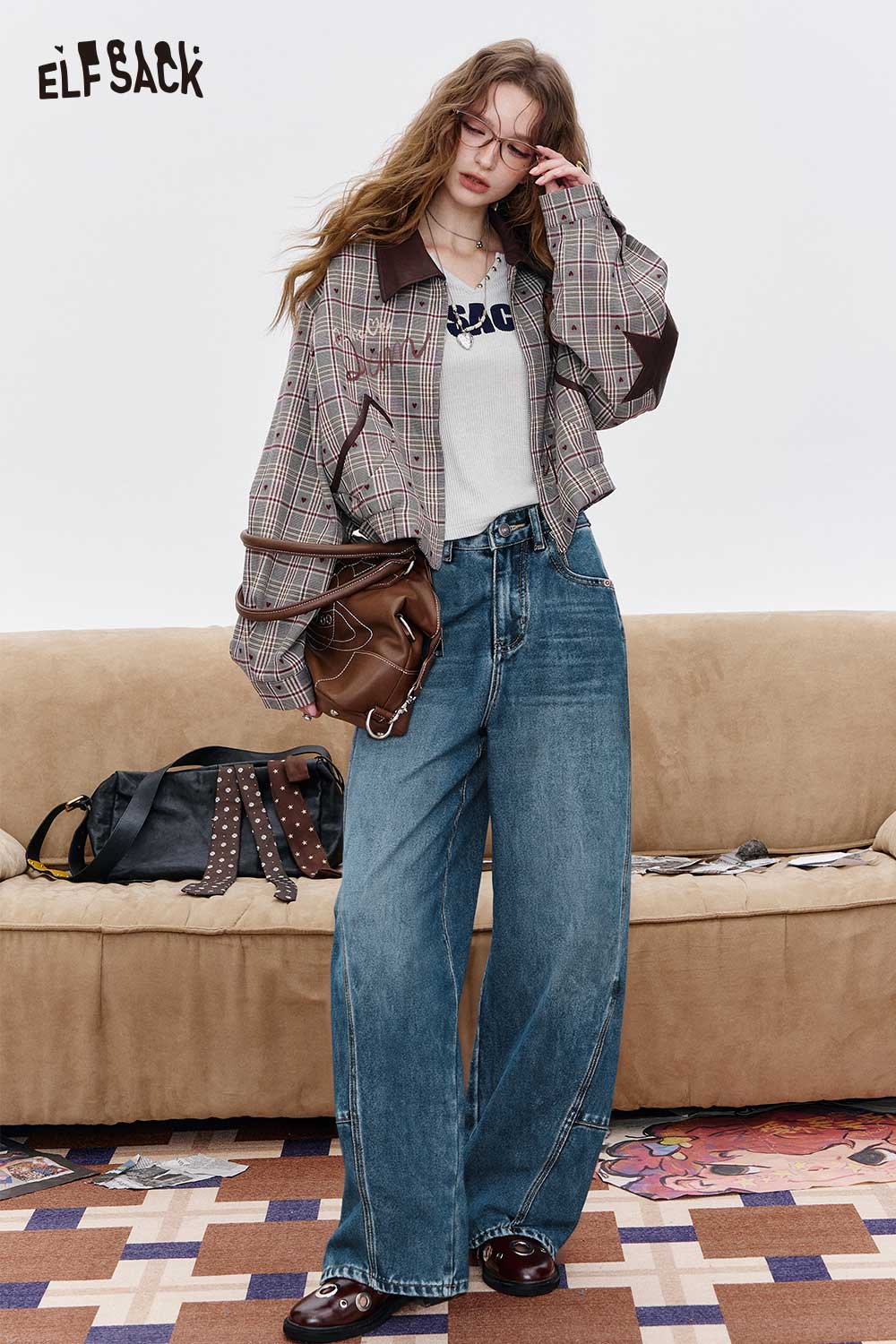 ELFSACK women's vintage washed jeans with a relaxed fit and high-waisted design for a trendy look