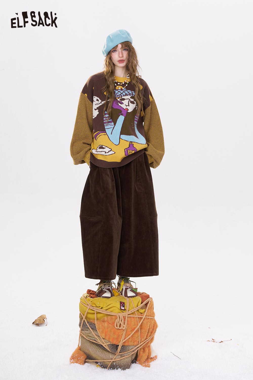 ELFSACK women's wide leg pants in brown with stylish oversized sweater for a trendy look