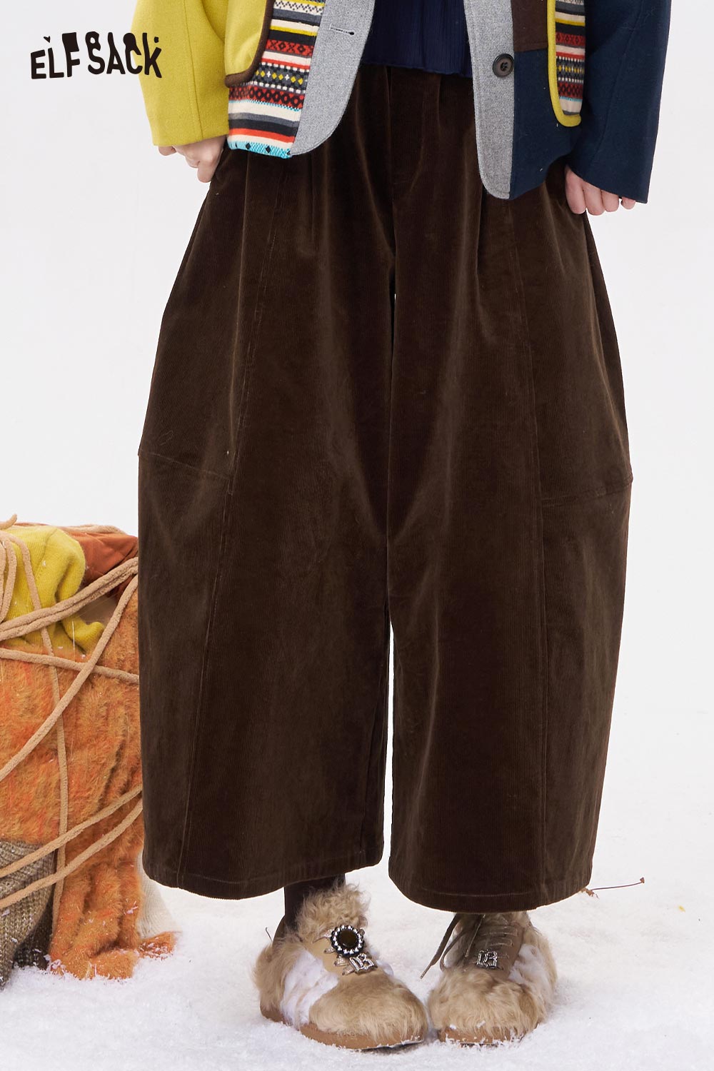 ELFSACK women's wide leg pants in brown corduroy with a relaxed fit and stylish design