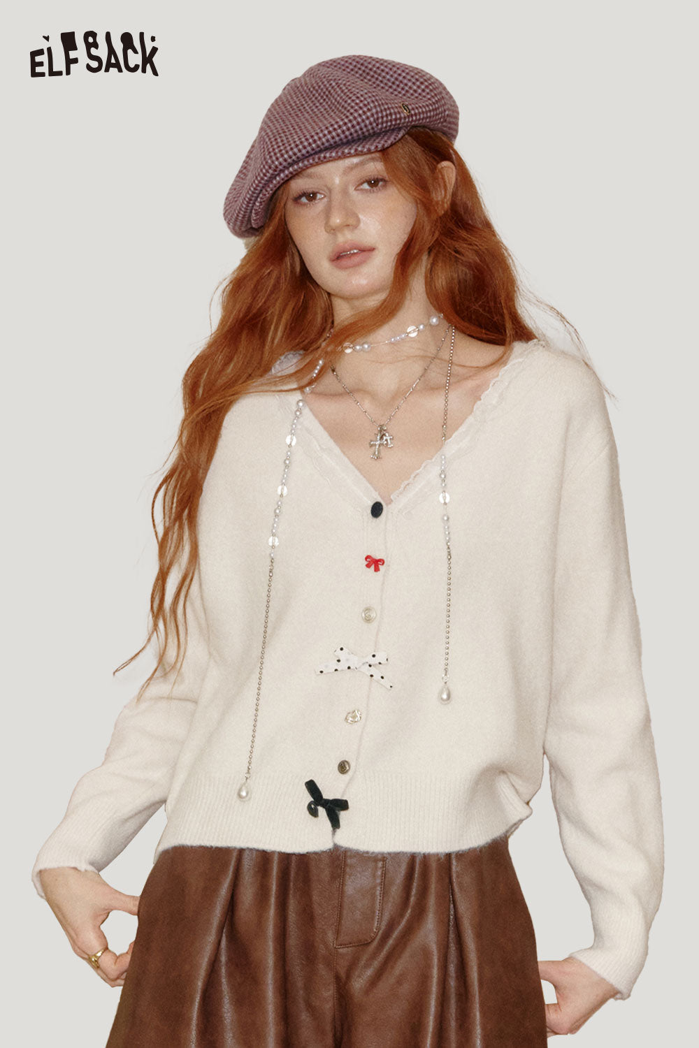 ELFSACK Cream Wool Blend Knit Top for Women with Decorative Buttons and Stylish Fit