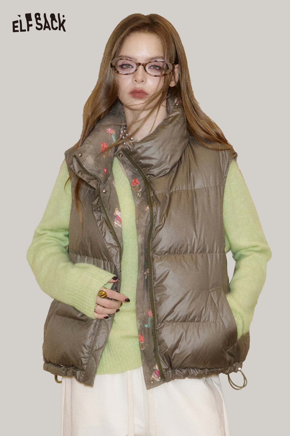 ELFSACK wool blend oversized sweater women paired with a stylish vest for a trendy look