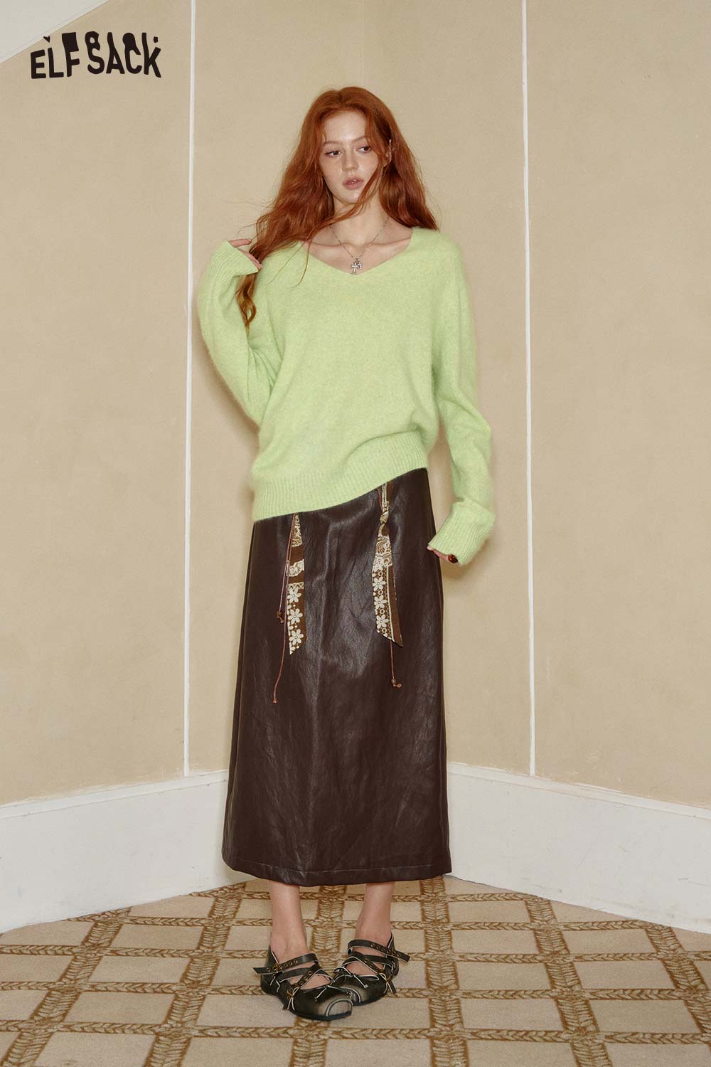 ELFSACK wool blend oversized sweater women in light green, perfect for a stylish and cozy winter outfit.