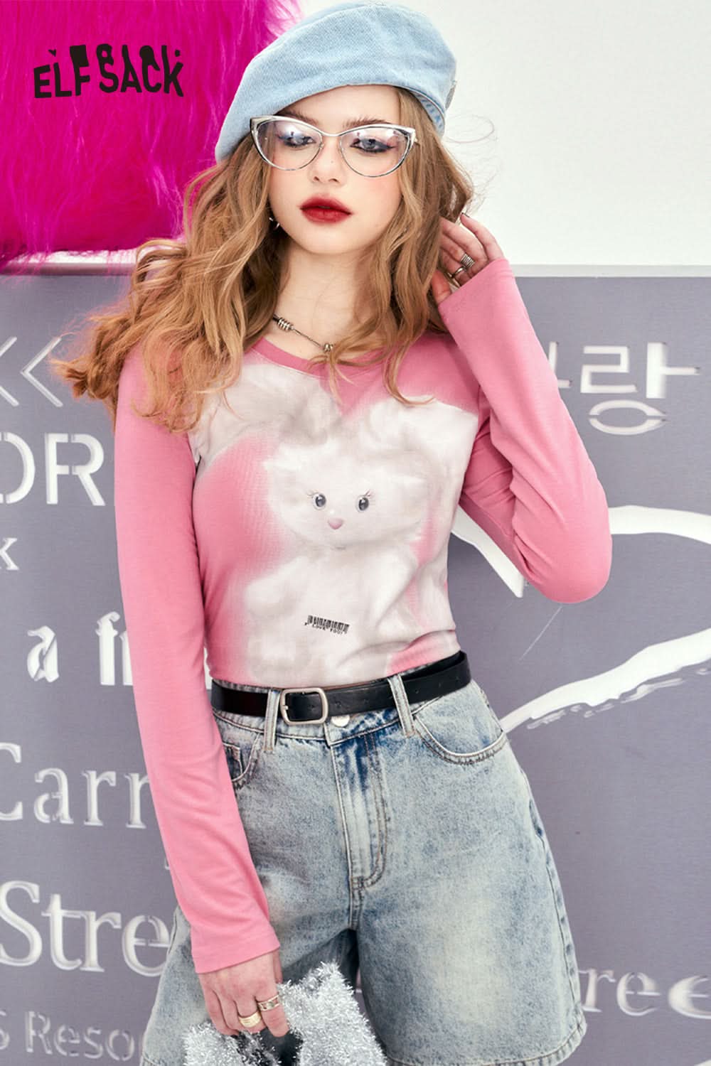 ELFSACK pink long sleeve T-shirt featuring Y2K Rabbit Print paired with light denim shorts