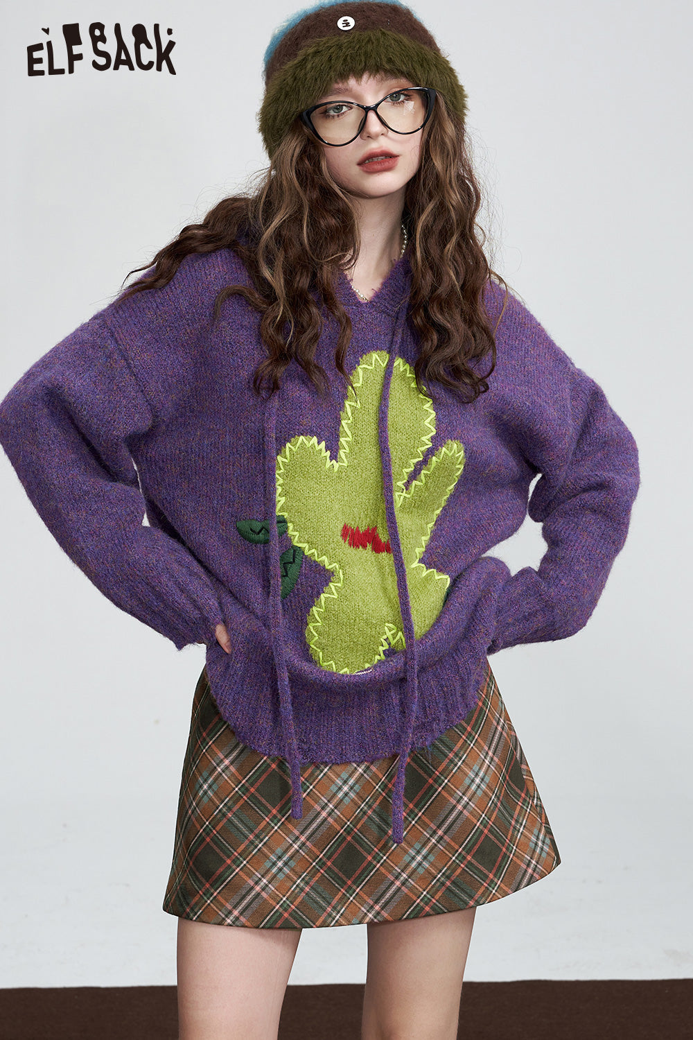 
                  
                    ELFSACK Hoodie Purple Sweaters Women 2023 Winter Imitation Camel Hair Loose Long Sleeve Knitwears
                  
                