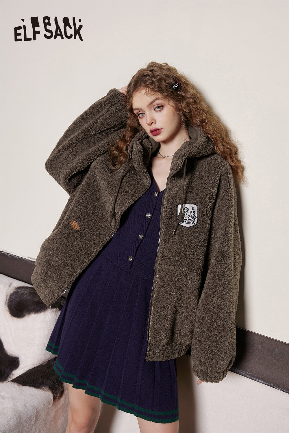 ELFSACK Hoodies Fleece Cotton Coats Women Patch Dog Short Outwears