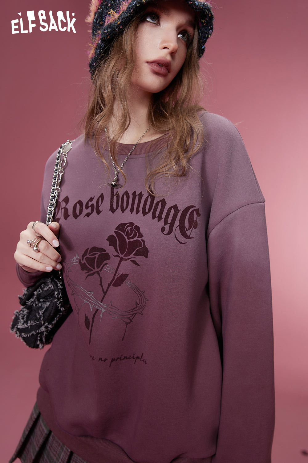 
                  
                    ELFSACK Korean Fashion Fleece Pullover Women 2023 Winter New Graphic Rose Plus Size Tops
                  
                