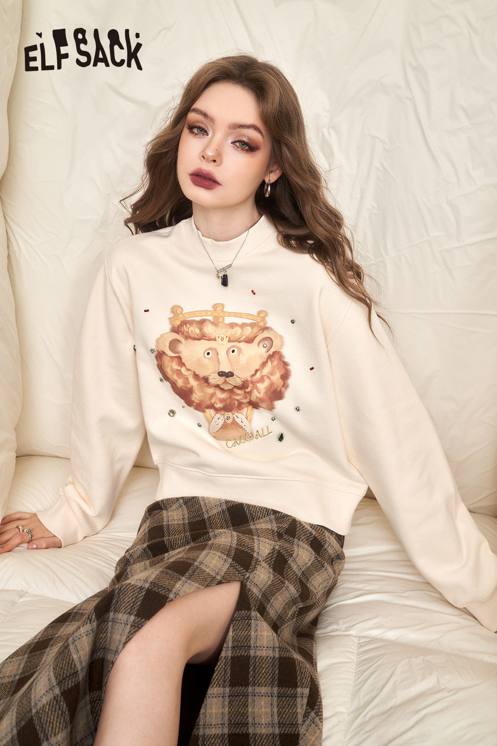 ELFSACK Graphic Christmas Fleece Sweatshirt Women Korean Fashion Tops