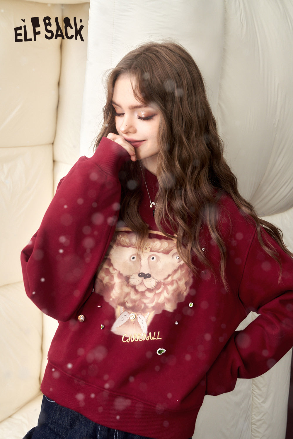 ELFSACK Graphic Christmas Fleece Sweatshirt Women Korean Fashion Tops