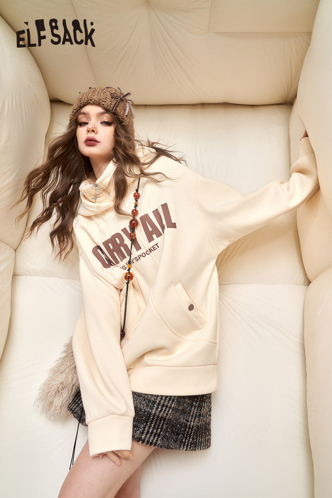 
                  
                    ELFSACK Christmas Graphic Fleece Hoodies Women 2023 Winter Plus Size Long Sleeve Designer Tops
                  
                