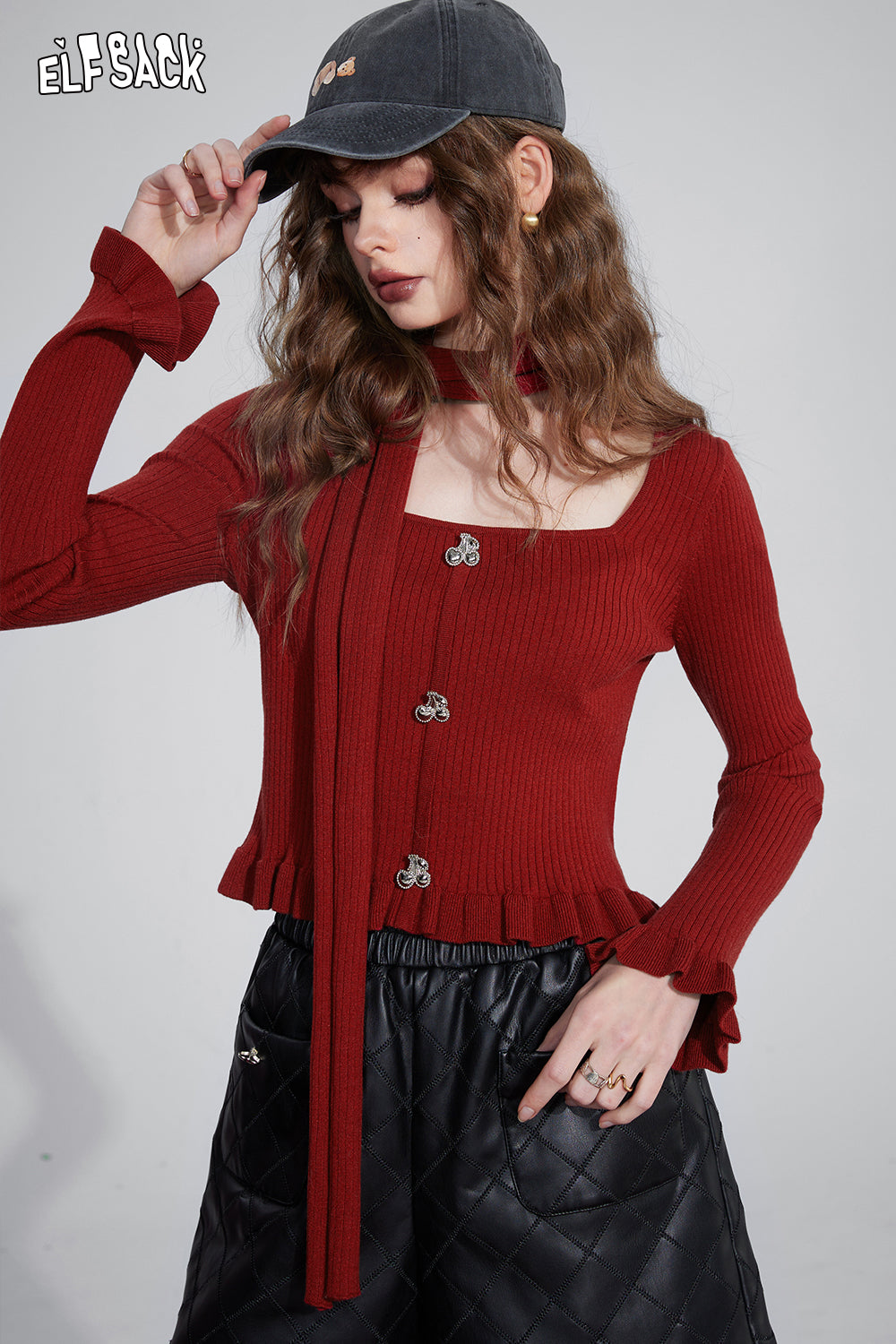 
                  
                    ELFSACK Free Scarf Cherry Button Sweaters Women 2023 Winter New French Style Sexy Tops
                  
                