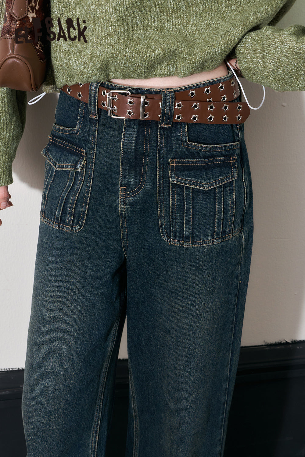 
                  
                    ELFSACK Free Belt Straight Baggy Jeans Women 2023 Winter High Waist Korean Fashion Trousers
                  
                