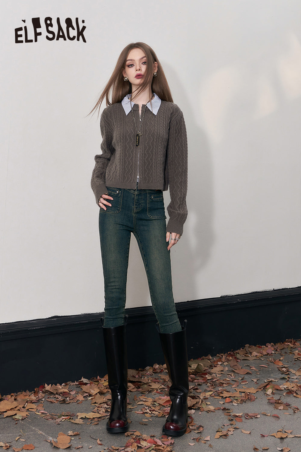 
                  
                    ELFSACK Gyaru Slim Straight Jeans Women 2023 Winter High Waist Korean Fashion Trousers
                  
                
