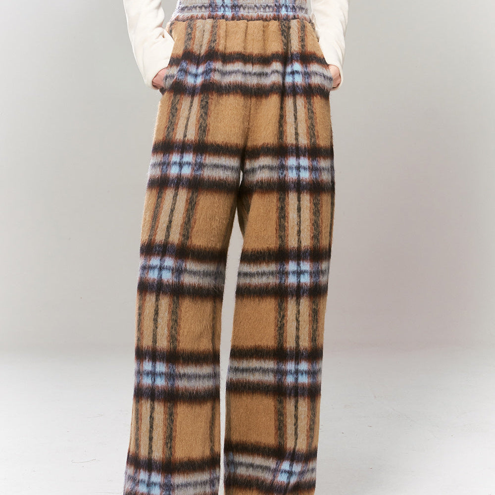 
                  
                    ELFSACK 2000s Plaid Straight Pants Women 2023 Winter New Retro Korean Fashion High Waist Designer Trousers
                  
                