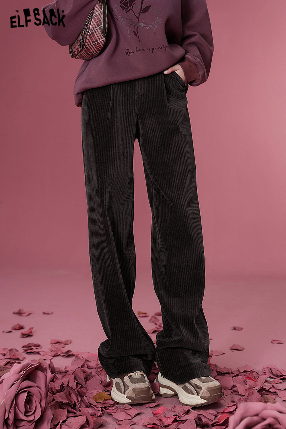 
                  
                    ELFSACK Korean Fashion Corduroy Pants Women 2023 Winter New Sports Trousers
                  
                