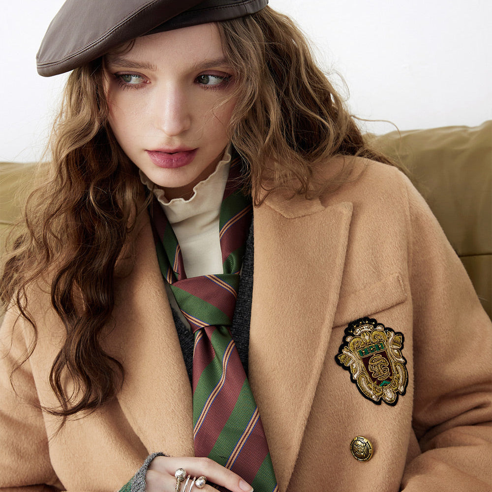 
                  
                    ELFSACK Warm Wool Blazer Coats Women 2023 Winter Academic Style Outwears
                  
                