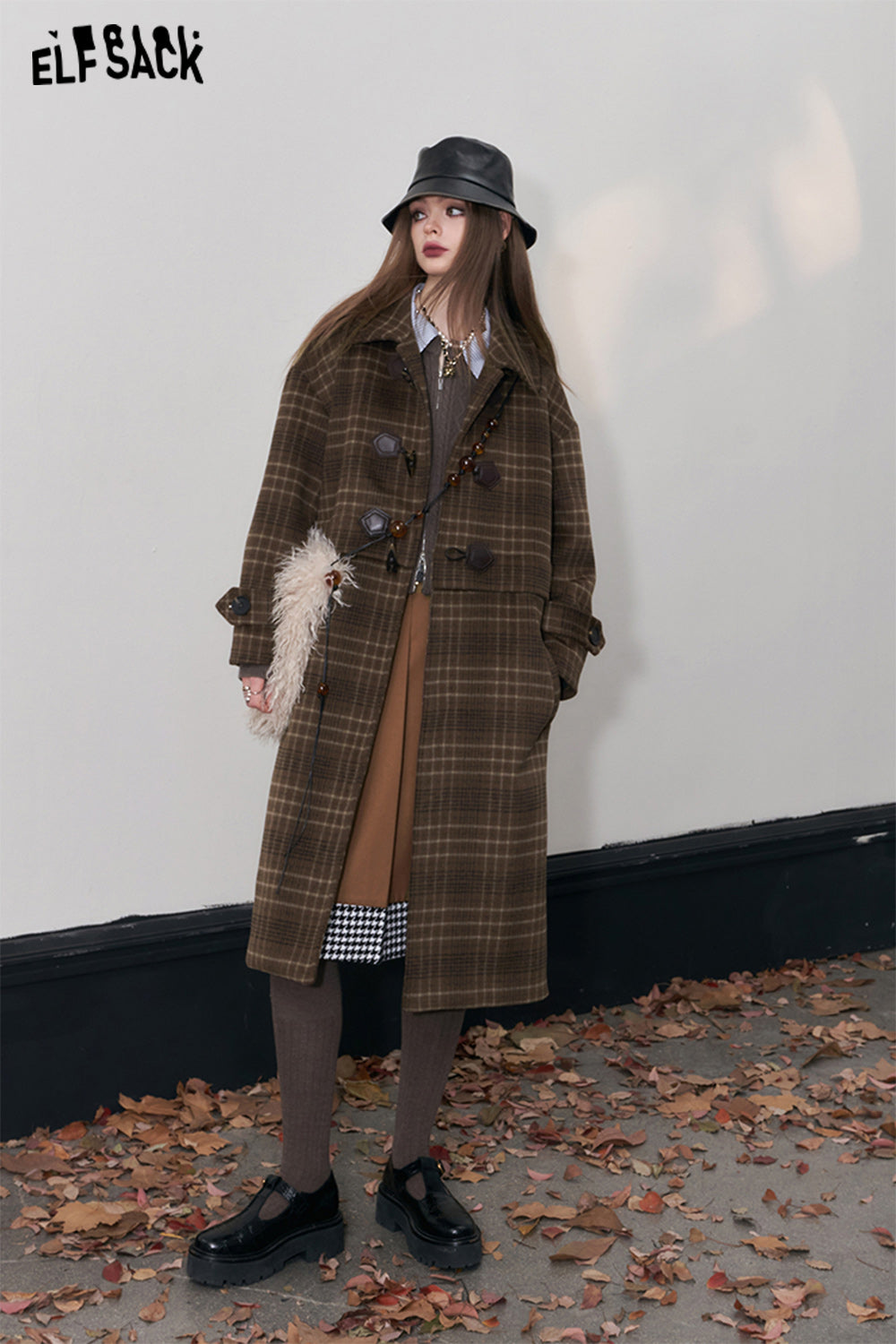 ELFSACK Retro Plaid Warm Wool Coats Women Korean Fashion Long Outwears