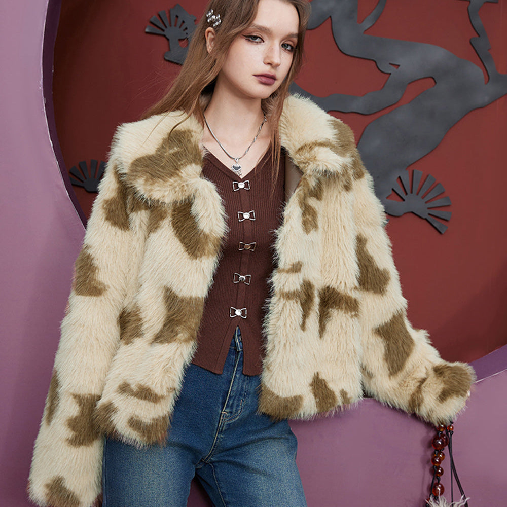 
                  
                    ELFSACK Loose Plush Coats Women 2023 Winter Doll Collar Warm Outwears
                  
                