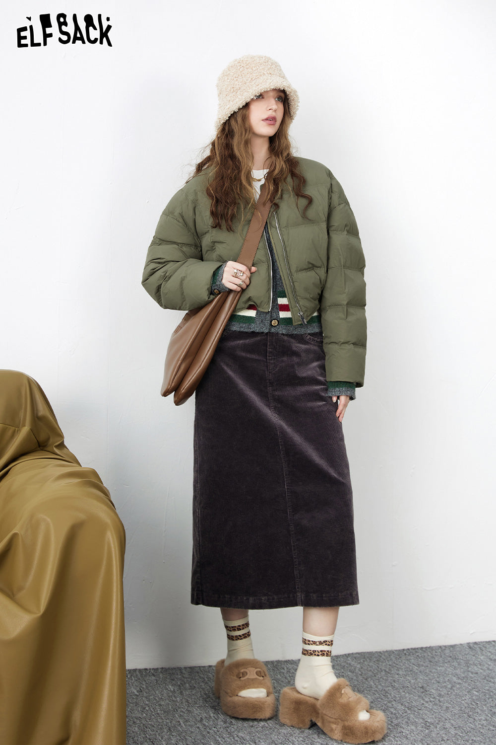 ELFSACK Solid Pure Short Down Jacket Women Minimalist Coats