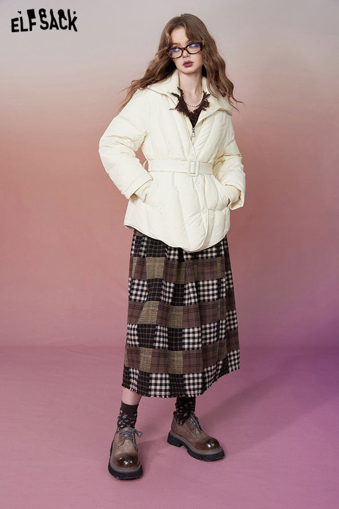 
                  
                    ELFSACK New Chinese Style Down Coats Women 2023 Winter Luxury Designed Jackets
                  
                