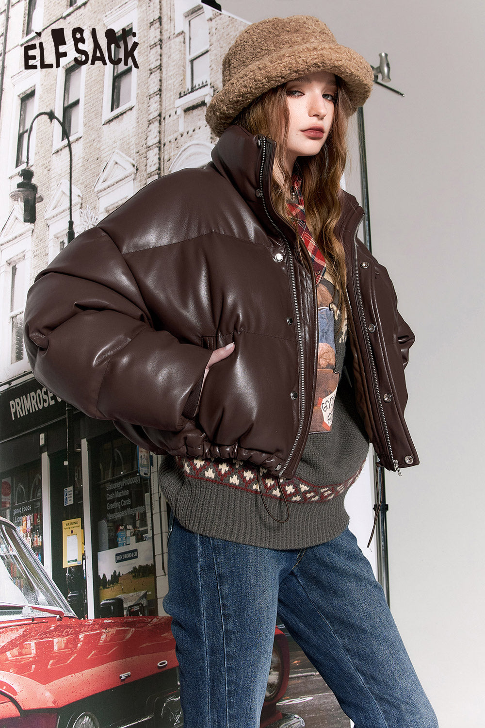 
                  
                    ELFSACK Korean Fashion Brown PU Down Coats Women 2023 Winter New Designer Short Outwears
                  
                