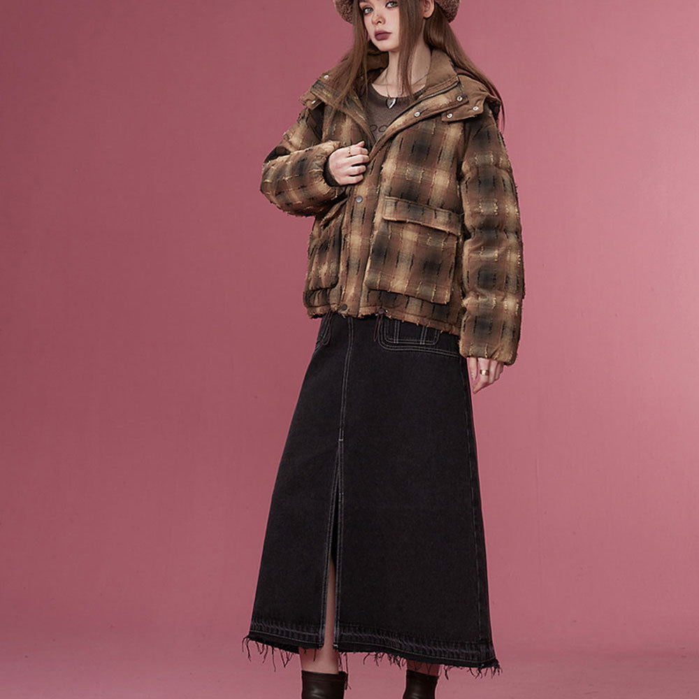 
                  
                    ELFSACK Korean Fashion Plaid Down Coats Women 2023 Winter New Short Designer Outwears
                  
                