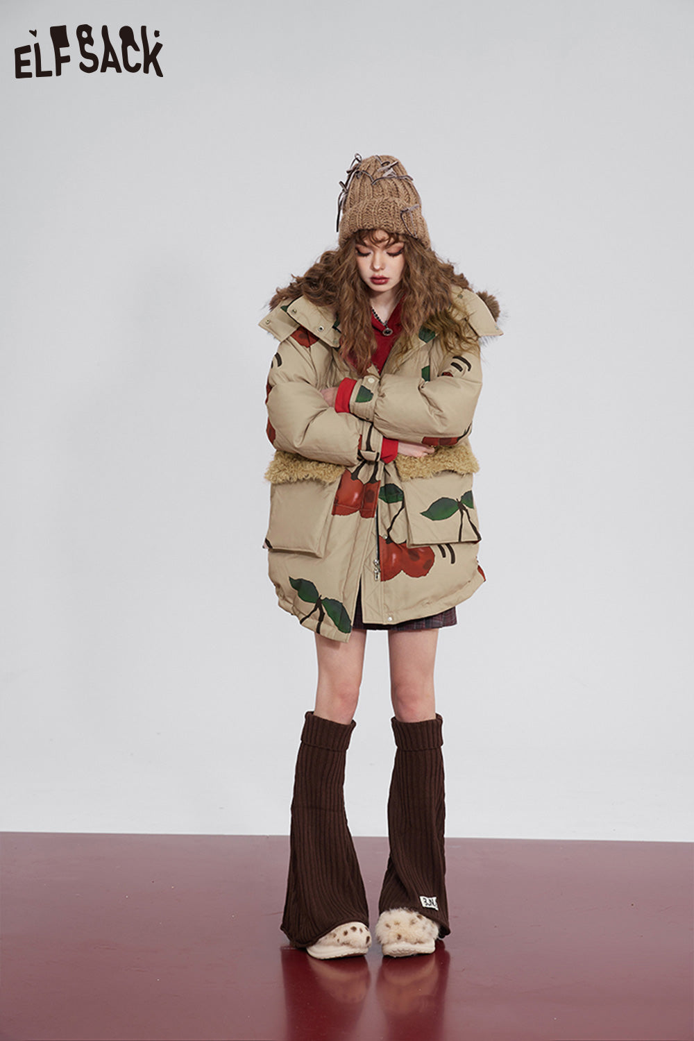 ELFSACK Graphic Cherry Korean Fashion Down Coats Women Designer Outwears