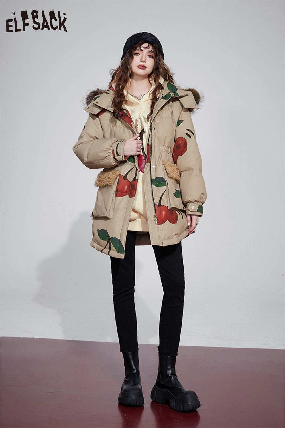 ELFSACK Graphic Cherry Korean Fashion Down Coats Women Designer Outwears