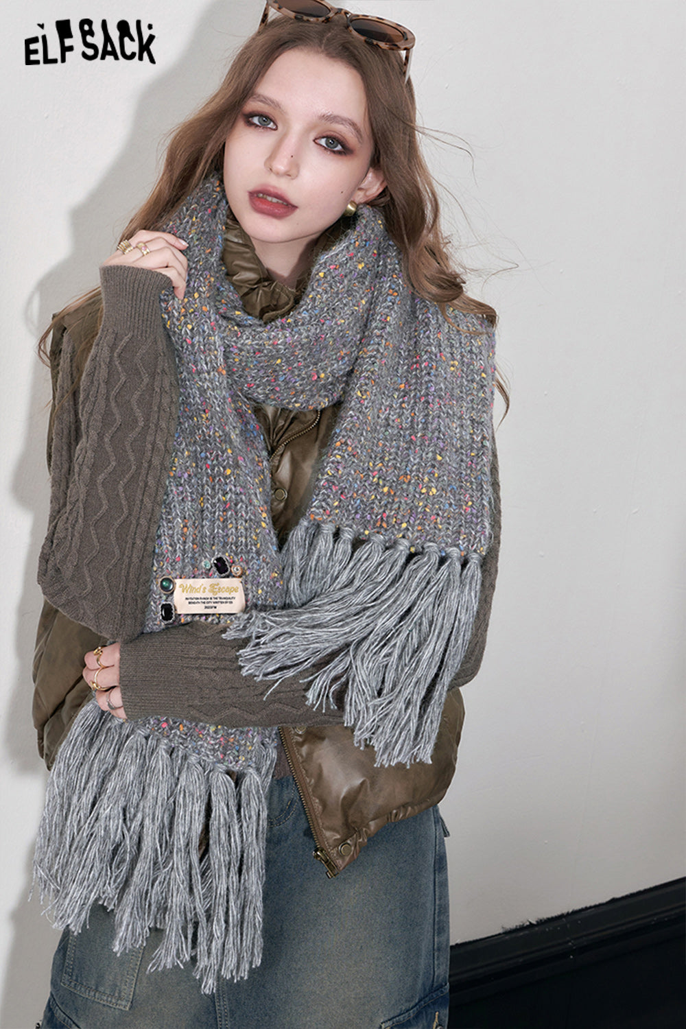 
                  
                    ELFSACK Korean Fashion Warm Scarf 2023 Winter New Designer Clothes
                  
                