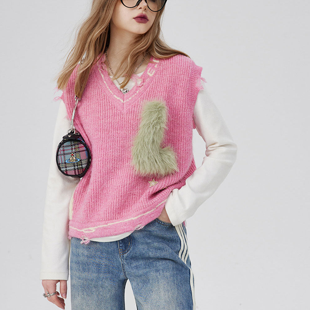 
                  
                    ELFSACK Female Vest Preppy Style Pullover Women Clothing Free Badge Sweaters Aesthetic Sweater Blouse Tops Women's Warm Korean No Sleeve Woman Knitted
                  
                