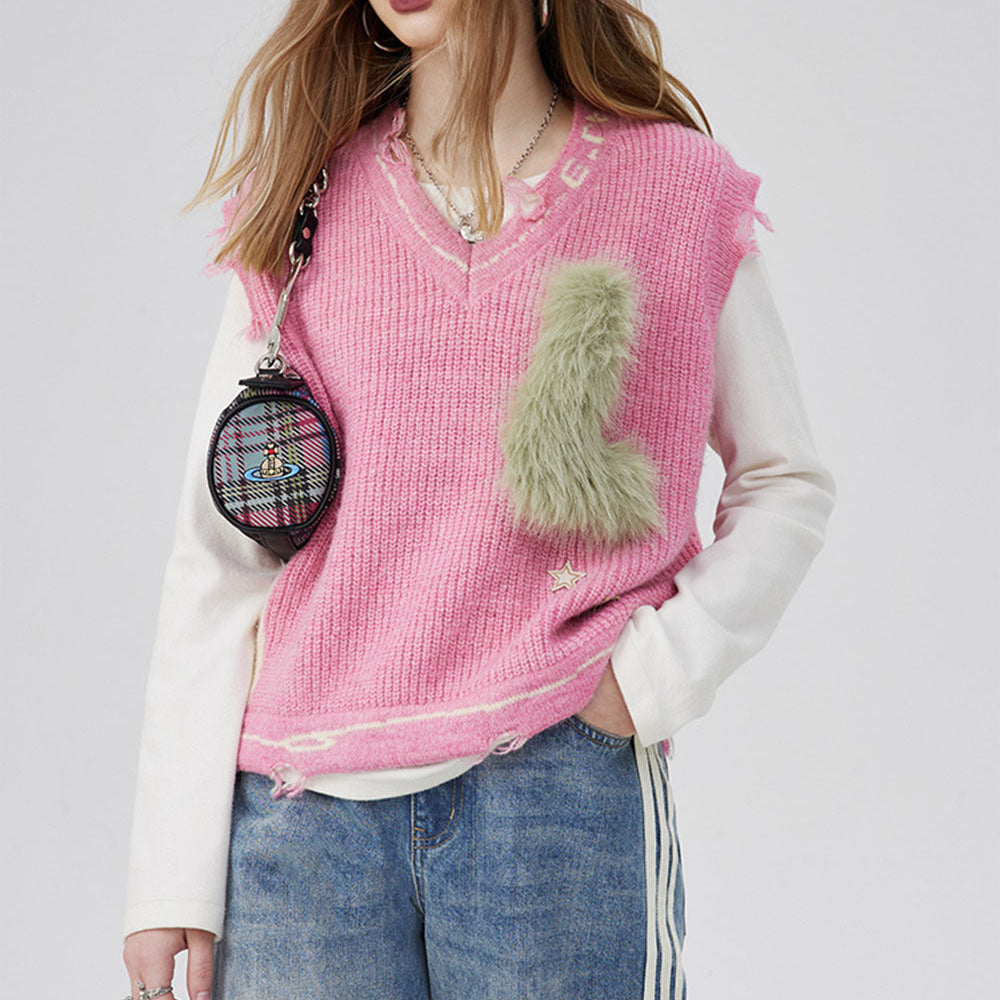 
                  
                    ELFSACK Female Vest Preppy Style Pullover Women Clothing Free Badge Sweaters Aesthetic Sweater Blouse Tops Women's Warm Korean No Sleeve Woman Knitted
                  
                