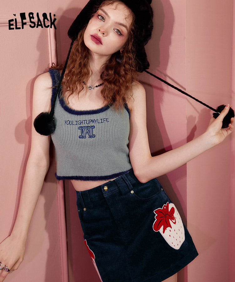
                  
                    ELFSACK Strawberry Corduroy Skirt
                  
                